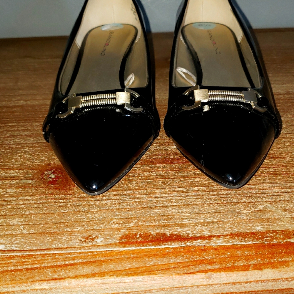 Wedge dress shoes